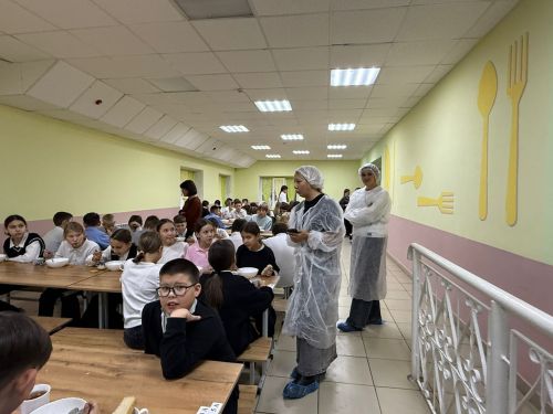 Родительский контроль: качество питания в школе на высоком уровне