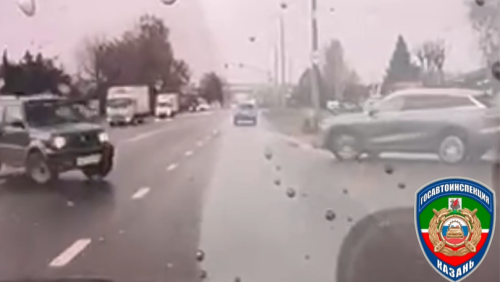 В Казани в результате ДТП с участием трех автомобилей пострадал мальчик