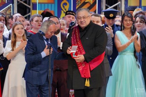 В Казани наградили победителей фестиваля «Безнен заман»