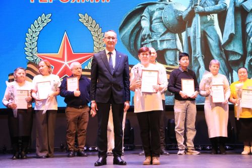 Ютазинских волонтеров чествовал глава района