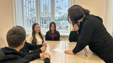 Интеллектуальный поединок в Старо-Уруссинской школе: битва умов и сладкий финал