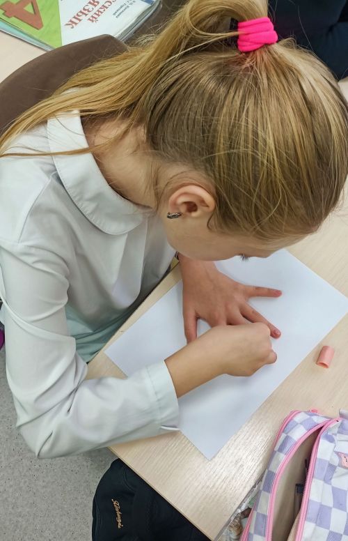Важные уроки о честности на мероприятии для школьников