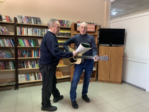 В библиотеке для членов клуба «Возрождение» был проведён Час исторической памяти