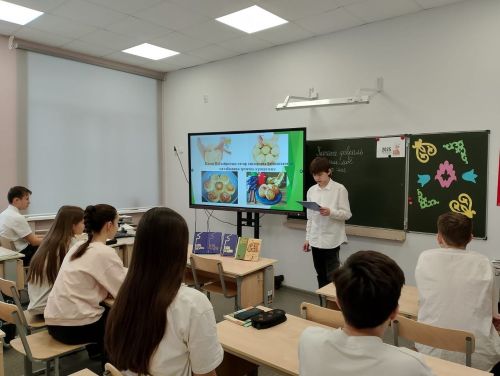 В Уруссинской школе № 3 прошло мероприятие, посвящённое наследию Каюма Насыри