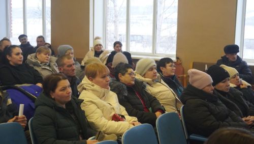 Сход в Апсалямовском комбинате: встреча с руководством района