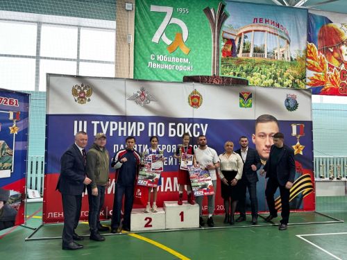 Воспитанники СШ «Олимп» завоевали серебро на турнире по боксу