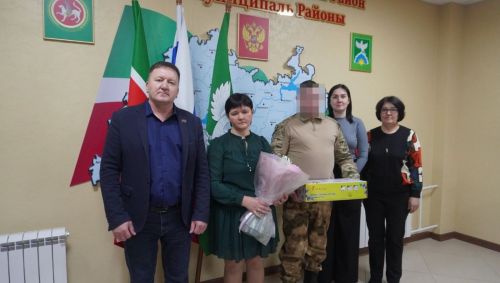 Мобилизованный военнослужащий связал себя узами брака во время краткосрочного отпуска из зоны СВО
