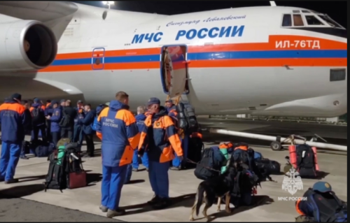 Российские спасатели вылетели в Мьянму после землетрясения