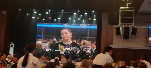 Поддержка семейных ценностей: Ирина Абрамова признана лучшей в номинации «Женщина-пример года»