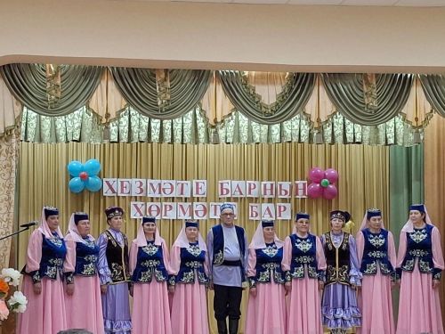 В Байрякинском СДК прошел вечер «Труд каждого достоин уважения»