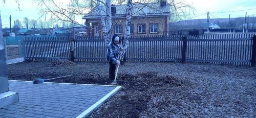 Субботник у мемориала Победы: сохраним память вместе!