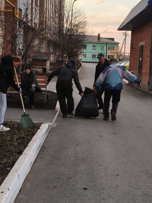 Жители Ютазинского района активно участвуют в санитарном двухмесячнике
