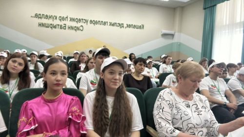 В Уруссу приехали юные волонтеры со всей округи