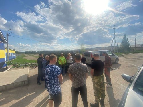 «Доброшвеи» отправили гуманитарный груз на передовую в День родного языка