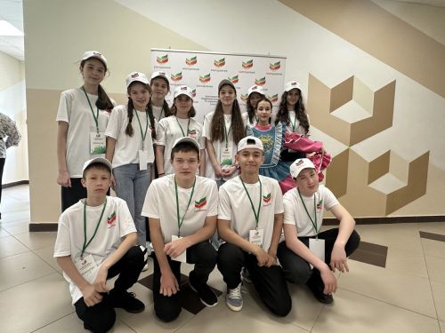 В Уруссу приехали юные волонтеры со всей округи