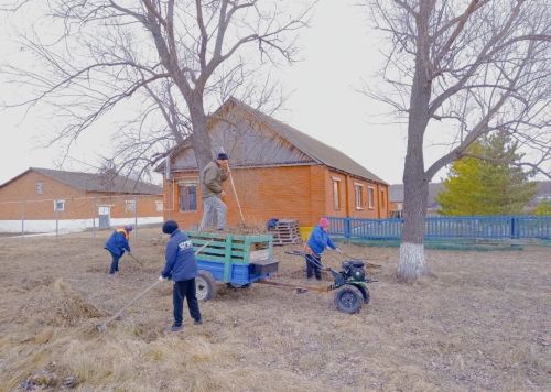 Жители села Кряш-Буляк объединились в акции «Чистое село»