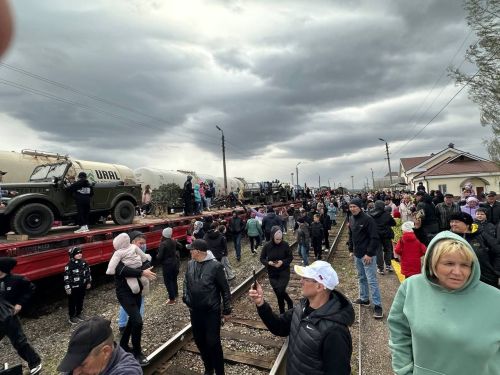 Уруссу встретил «Поезд Победы»