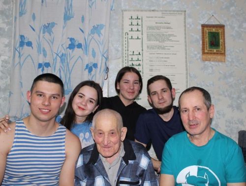Туган җиргә, гаиләгә һәм игелек кылуга багышланган язмыш.