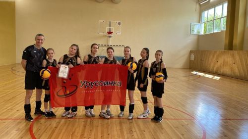 Волейбольный турнир «Связь поколений» в СШ «Олимп»: спорт, память и единство