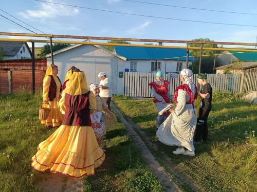 «Ай, Рэхмэт!»: Традиция дарения на Сабантуй