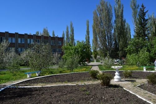 Завод не производит мечи, кует щиты