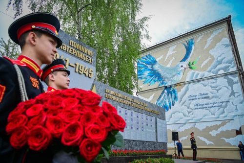 Минниханов почтил память героев