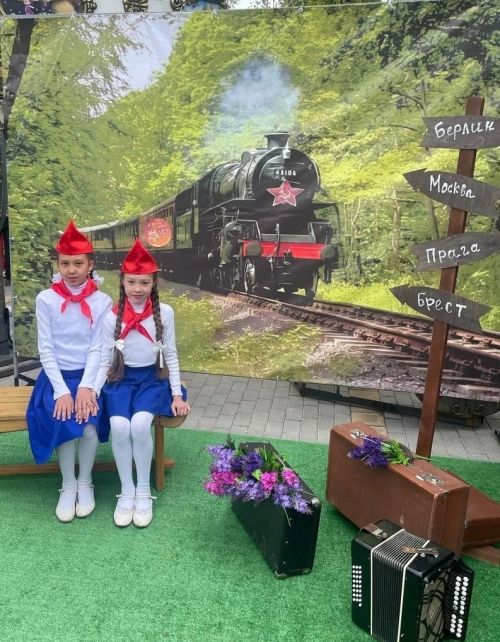 В Доме культуры открылась фотозона «Память военных лет» в честь Дня Победы