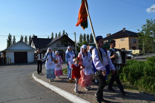 Ай, рахмат - как укрепление взаимоотношений и корней