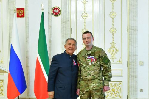 Рустам Минниханов вручил награды в Кремле
