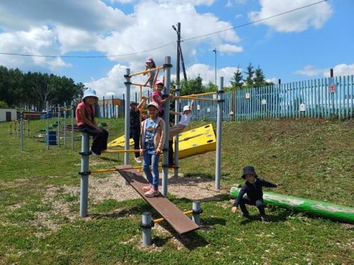 День приключений и королевского великолепия в пришкольном лагере