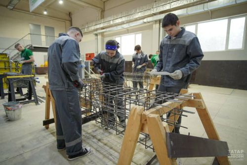 В Татарстане по нацпроекту трудоустроят более 3,7 тысяч участников студенческих отрядов