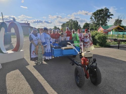 «Ай Рахмат» продолжают собирать подарки к Сабантую