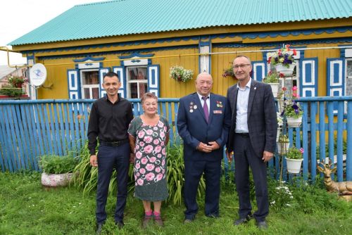Не они нашли домик в деревне, дом нашел их
