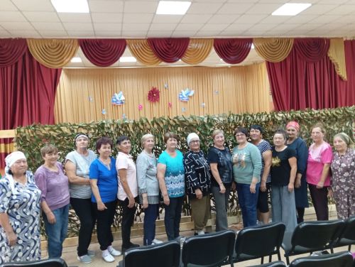 Волонтеры села Абсалямово «Без бергэ» сплели сети для бойцов СВО