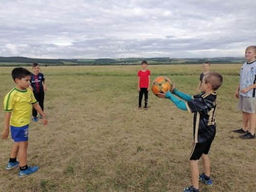 Путешествие в страну игр для детей
