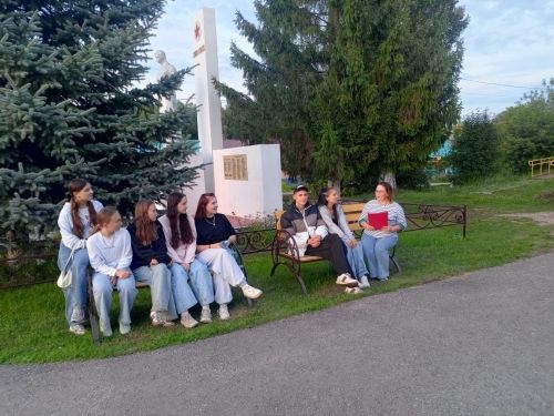 В Подгорновском сельском доме культуры прошел информационный час о профилактике СПИДа