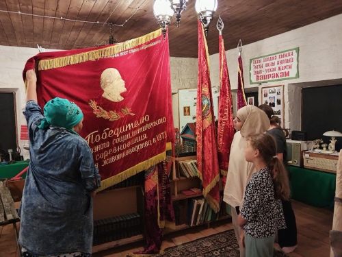 Гости из Муслюмовского района посетили музей «Губайдия» в селе Байряка