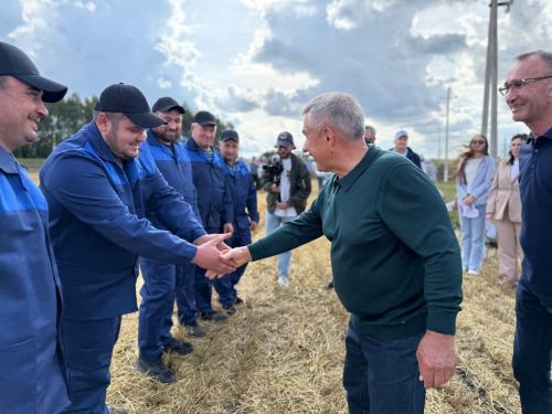 Миңнеханов Ютазы районына килде