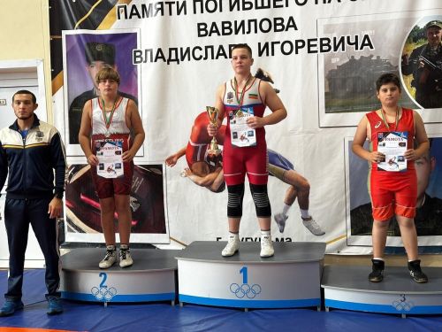 В Бугульме прошел межрегиональный турнир по греко-римской борьбе памяти Владислава Вавилова
