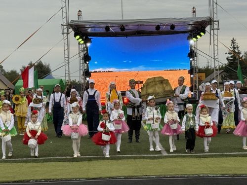 Ютазинцы с размахом отметили День Республики и День поселка Уруссу
