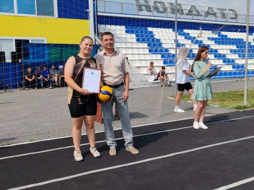 «Энергия» приветствовала физкультурников и спортсменов