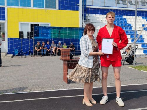 «Энергия» приветствовала физкультурников и спортсменов