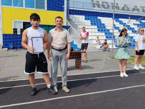 «Энергия» приветствовала физкультурников и спортсменов
