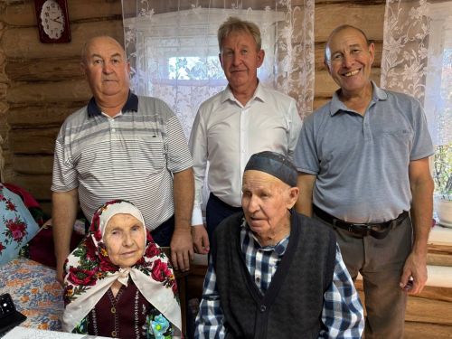 66 лет из одной тарелки