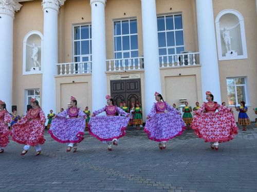 Распахнули двери обновленные очаги культуры