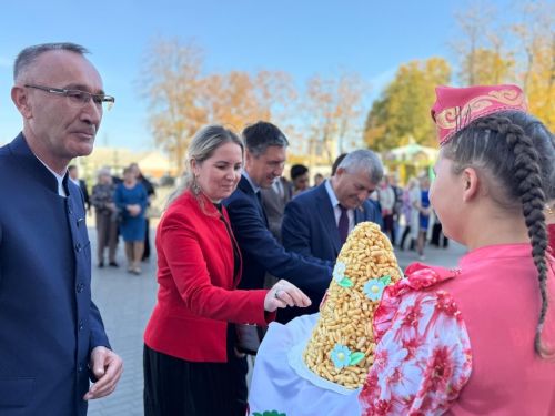 Распахнули двери обновленные очаги культуры