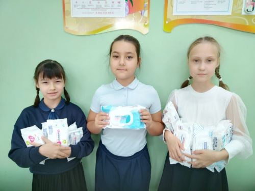 Учащиеся Уруссинской школы объединяются для помощи солдатам
