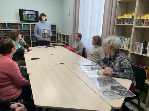«И вышел из боя героем танкист...»