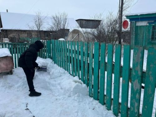 Волонтёры Уруссинской гимназии вновь вышли на «снежный десант»