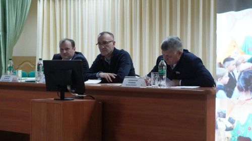 В Малых Уруссу на сходе граждан обсудили проблемные вопросы